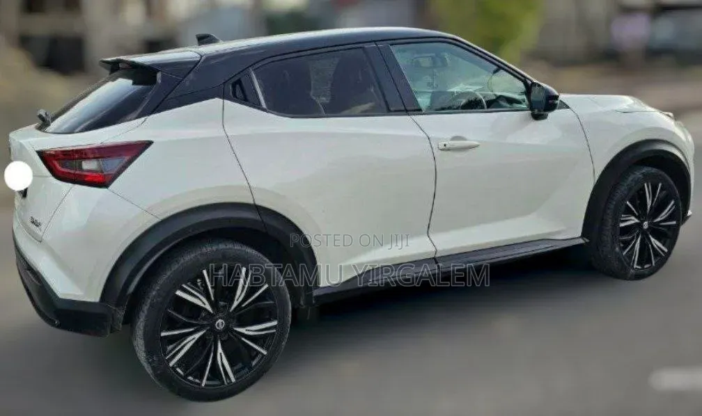 Nissan Juke 2021 White