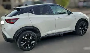 Nissan Juke 2021 White