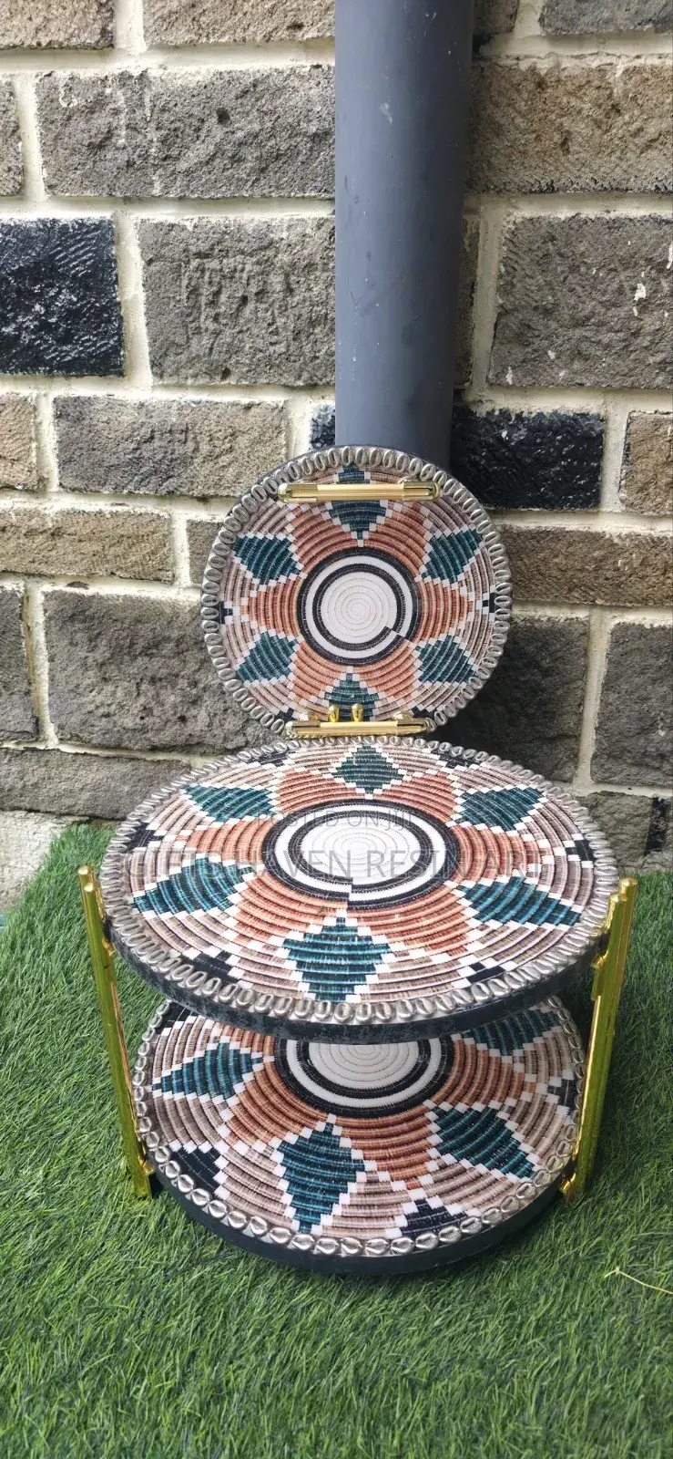 ልዩ ባለ 2 ወለል የኤፖክሲ ረከቦት (Modern 2-Tier Epoxy Rekebot)