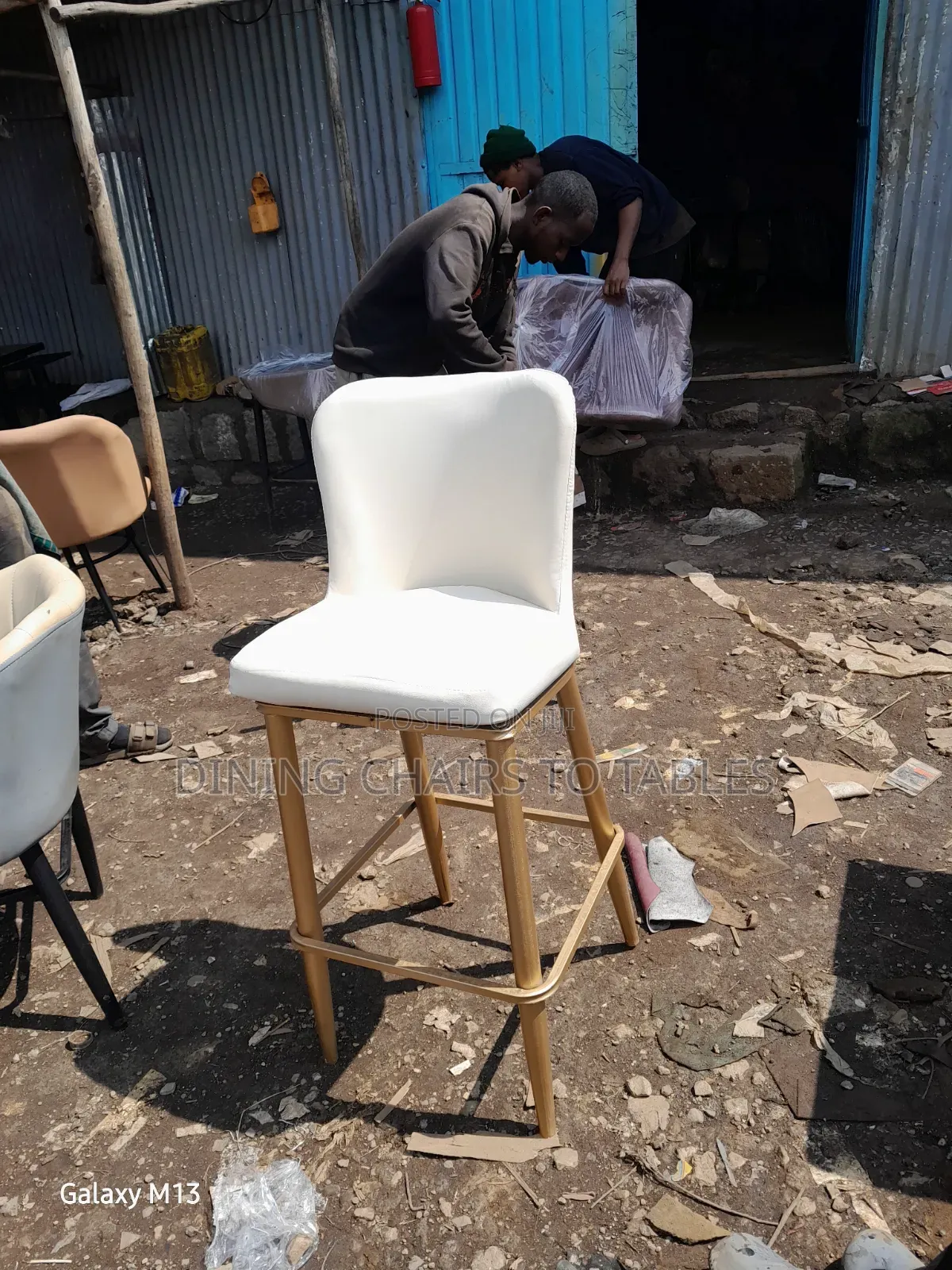 Quality Bar Chair Table