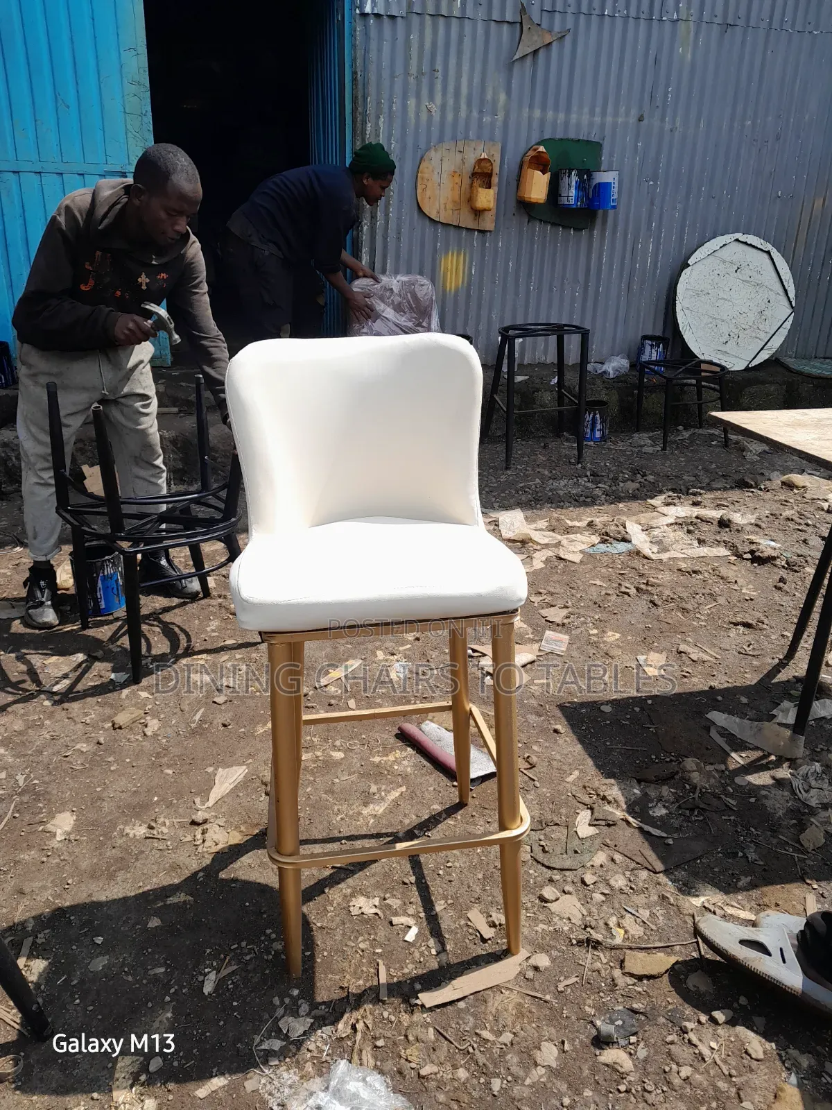 Quality Bar Chair Table