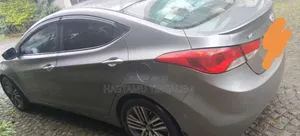 Hyundai Avante 2013 Silver