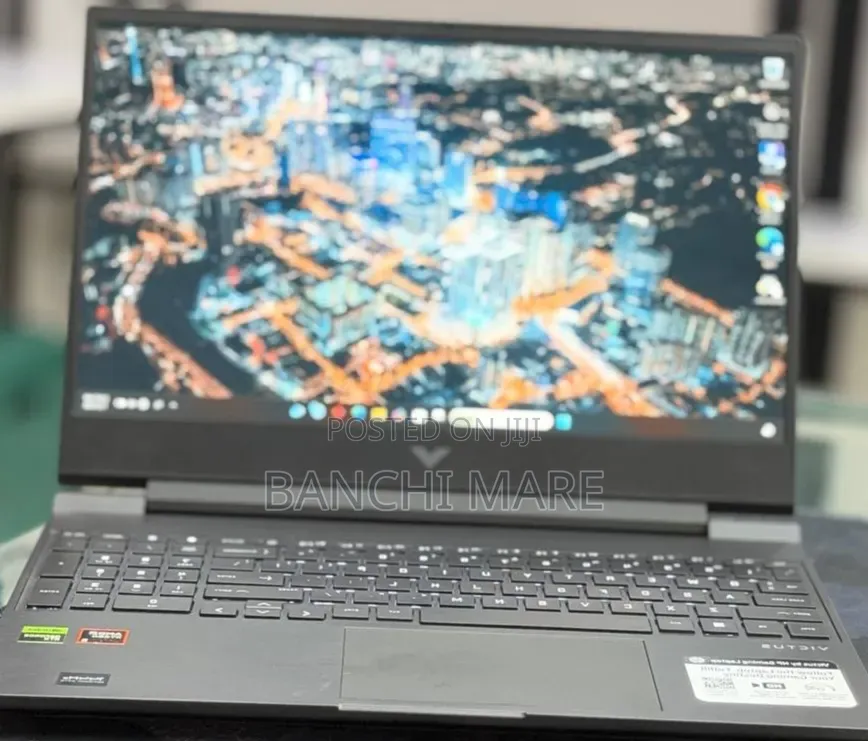 New Laptop HP Victus 15 16GB AMD Ryzen 5 SSD 512GB