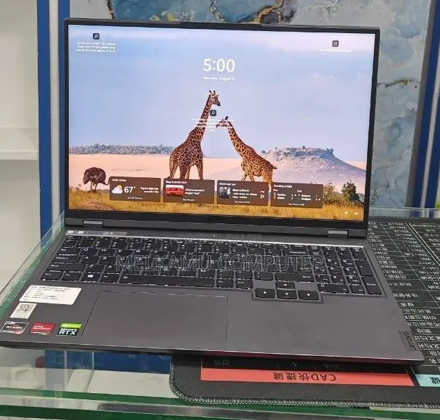 New Laptop Lenovo Legion 5 16GB AMD Ryzen 7 SSD 512GB