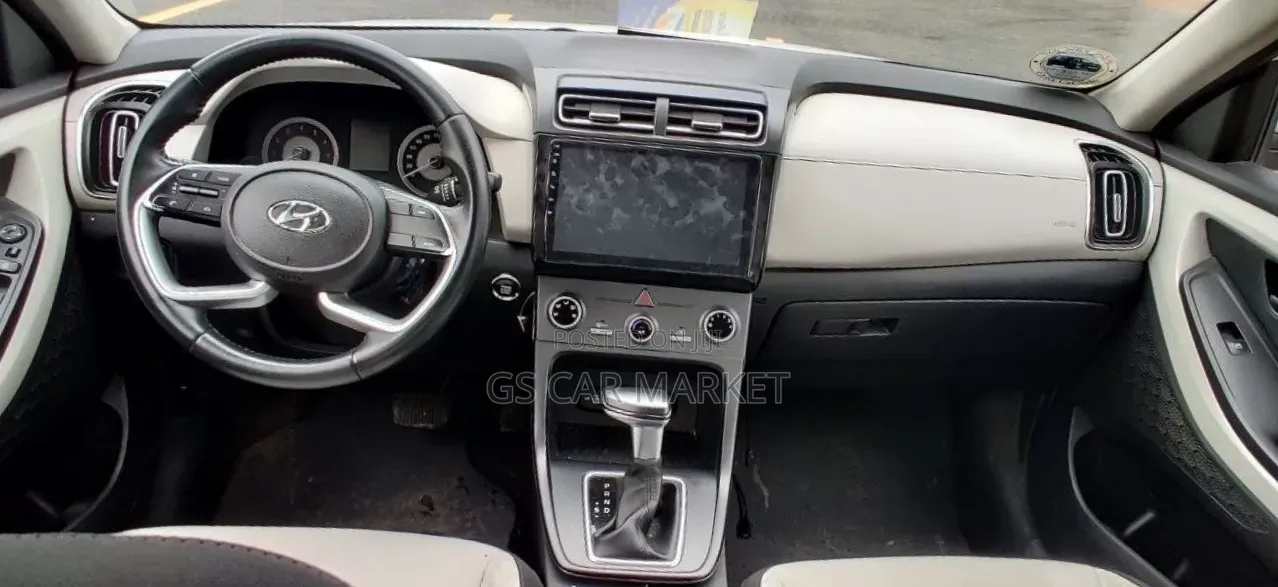 Hyundai Creta 2023 White