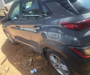 Hyundai Kona 2024 Gray