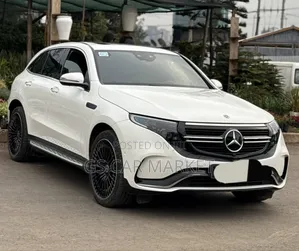 Mercedes-Benz EQC EQC400 4MATIC 2022 White