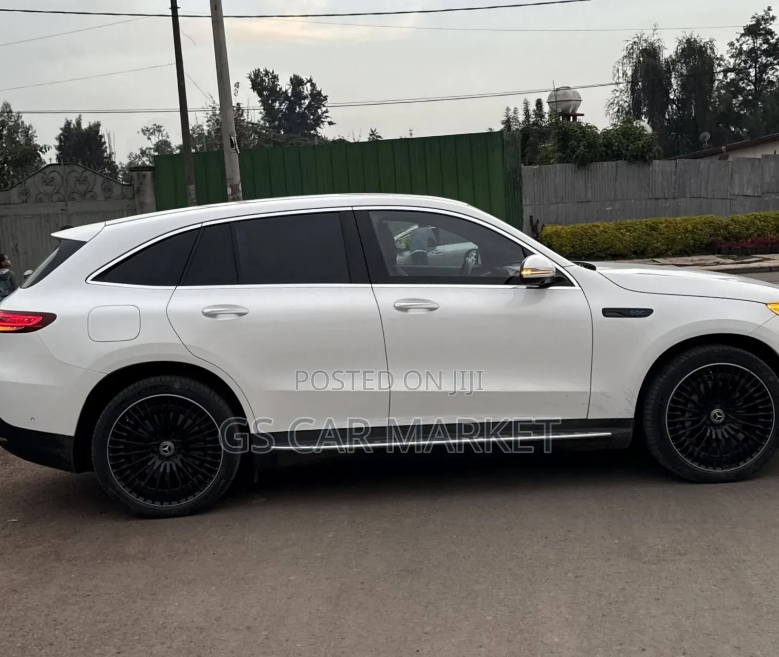 Mercedes-Benz EQC EQC400 4MATIC 2022 White