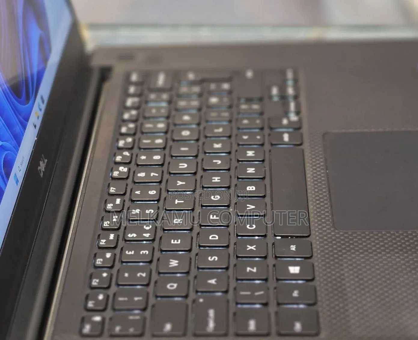 New Laptop Dell XPS 15 16GB Intel Core i5 SSD 512GB
