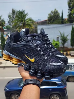 Nike Soxe Uoiu Golden High Master Quality Smooth Shoes Made in Vietnam