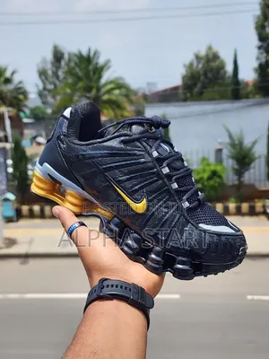 Nike Soxe Uoiu Golden High Master Quality Smooth Shoes Made in Vietnam