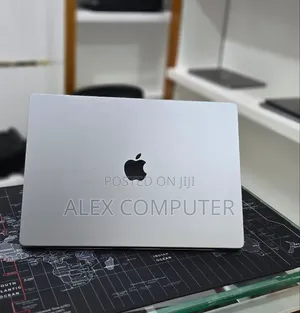 New Laptop Apple MacBook Pro 2021 M1 Max 32GB Apple M1 Max SSD 512GB