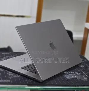 New Laptop Apple MacBook Pro 2021 M1 Max 32GB Apple M1 Max SSD 512GB