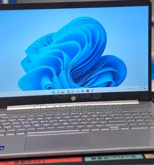 New Laptop HP Stream Notebook 8GB Intel Core i5 HDD+SSD 1.5T