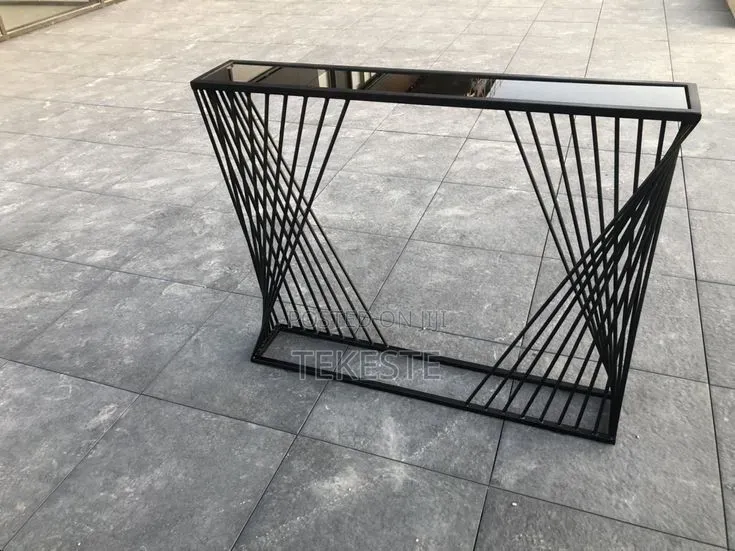 Furniture Tables