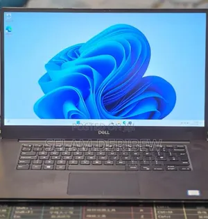 New Laptop Dell XPS 15 16GB Intel Core i5 SSD 512GB