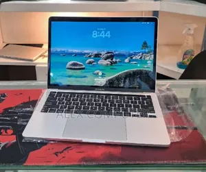 New Laptop Apple MacBook Pro 2020 M1 16GB Apple M1 SSD 1T