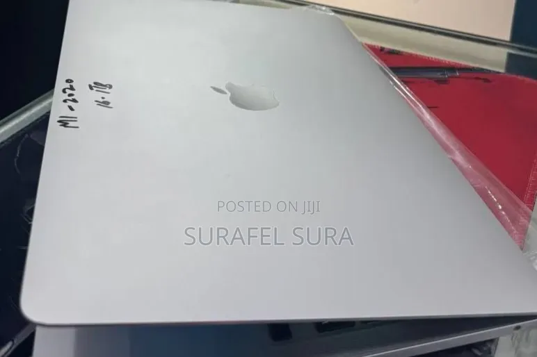 New Laptop Apple MacBook Pro 2020 16GB Apple M1 Pro SSD 1T
