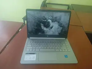 New Laptop HP 14-dq1025cl 8GB Intel Core i3 SSD 256GB