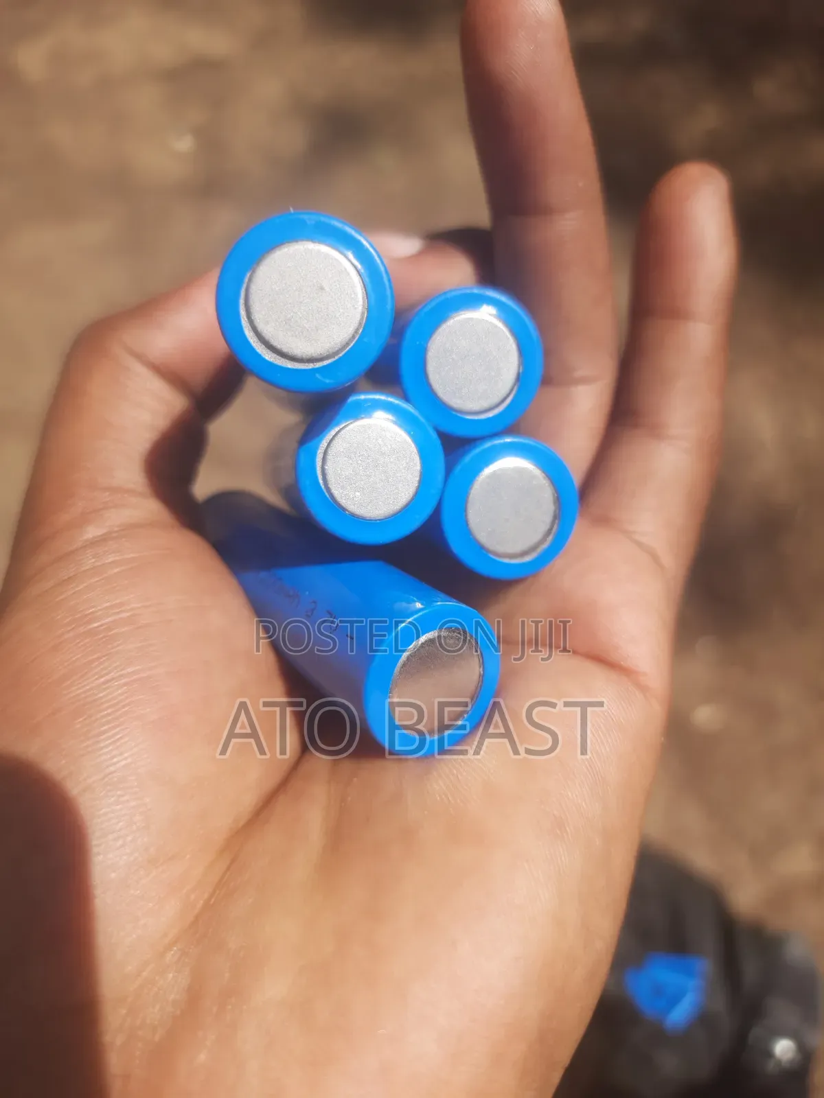 1200 mAh by 3.7v Lithium-Ion Rechargeable Battery Pin on +Ve Side