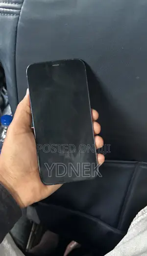 Apple iPhone 12 64 GB Black