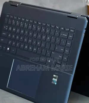 New Laptop HP Spectre 16GB Intel Core i7 SSD 512GB