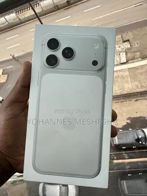 New Apple iPhone 17 Pro Max 256 GB Silver
