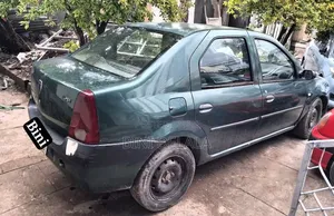 Dacia Logan 2006 Green