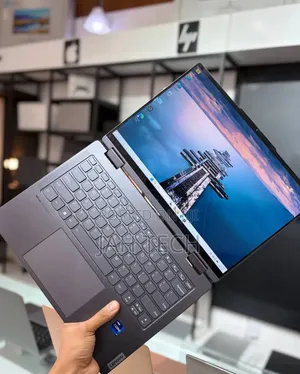 New Laptop Lenovo Yoga 7i 16GB Intel Core Ultra 7 SSD 512GB