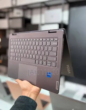 New Laptop Lenovo Yoga 7i 16GB Intel Core Ultra 7 SSD 512GB