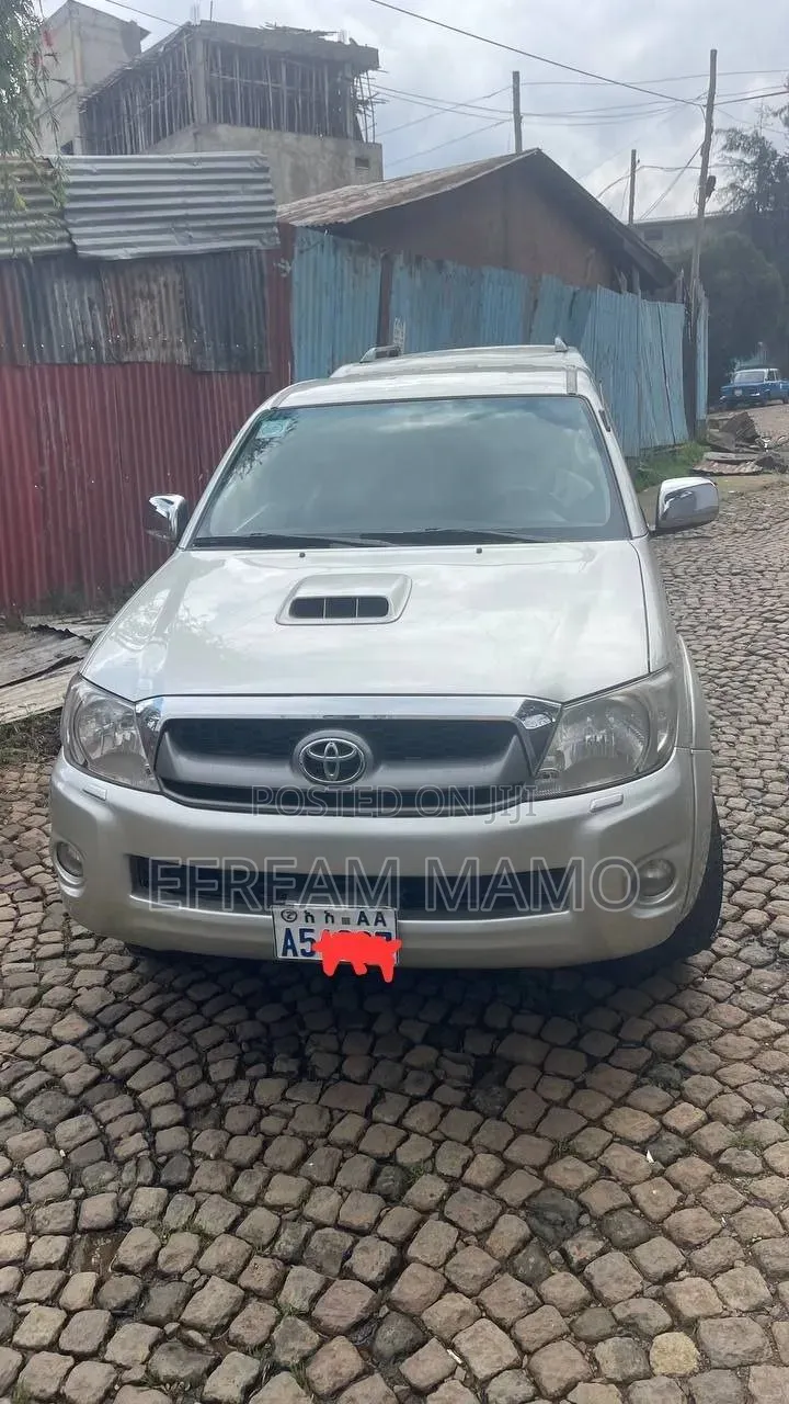 Toyota Hilux 2010