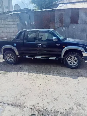 Toyota Hilux 2003