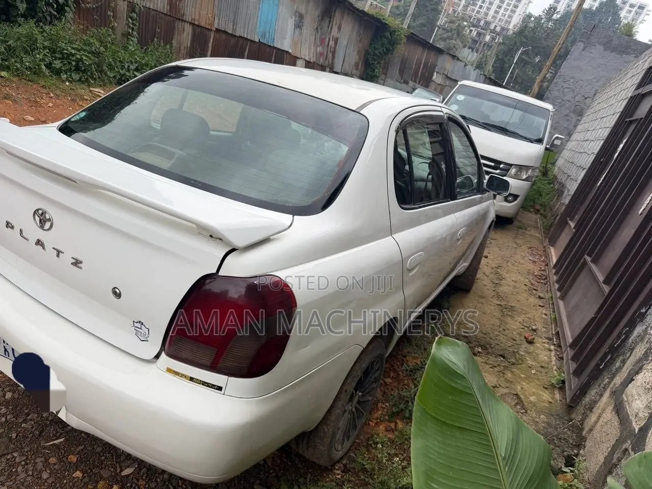 Toyota Platz 2001 White