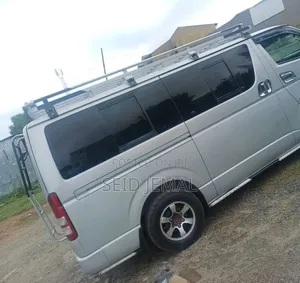 Toyota HiAce 2007 Silver