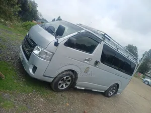 Toyota HiAce 2007 Silver