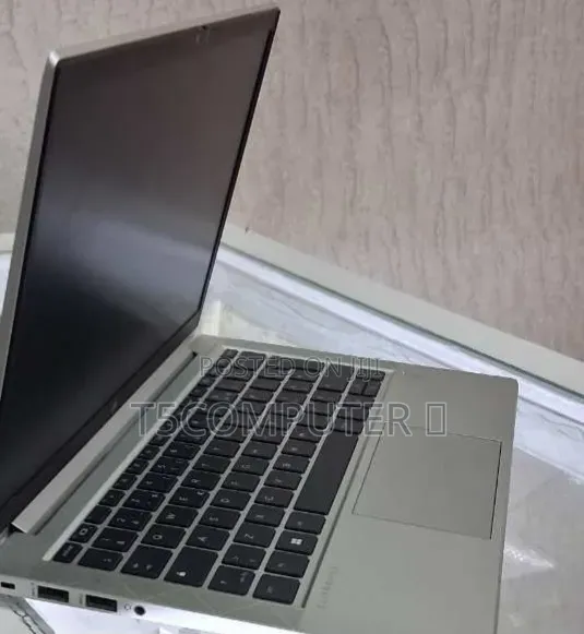 New Laptop HP EliteBook 845 G8 16GB AMD Ryzen 5 SSD 512GB