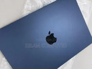 New Laptop Apple MacBook Air 2022 M2 16GB Apple M2 SSD 512GB