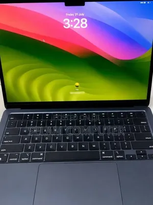 New Laptop Apple MacBook Air 2022 M2 16GB Apple M2 SSD 512GB