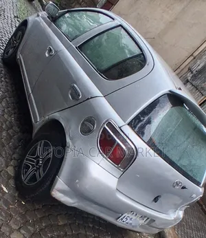 Toyota Vitz 2000