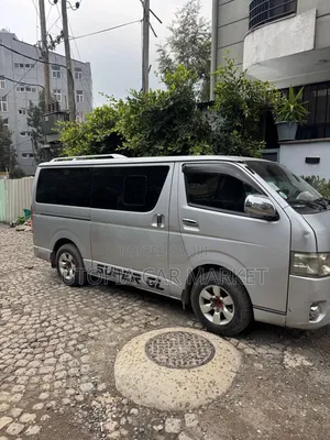 Toyota HiAce 2007 Silver