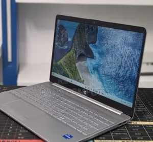 New Laptop HP 8GB Intel Core i5 SSD 128GB
