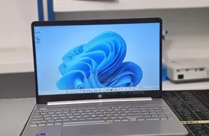 New Laptop HP 8GB Intel Core i5 SSD 128GB