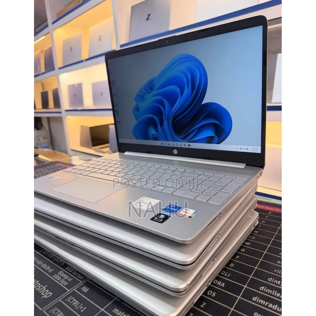 New Laptop HP Stream Notebook 16GB Intel Core i5 SSD 512GB