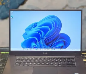 New Laptop Dell 16GB Intel Core i5 SSD 512GB