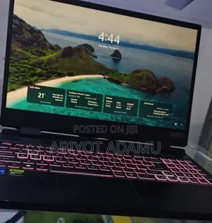 New Laptop Acer Nitro V 15 16GB Intel Core i7 SSD 512GB