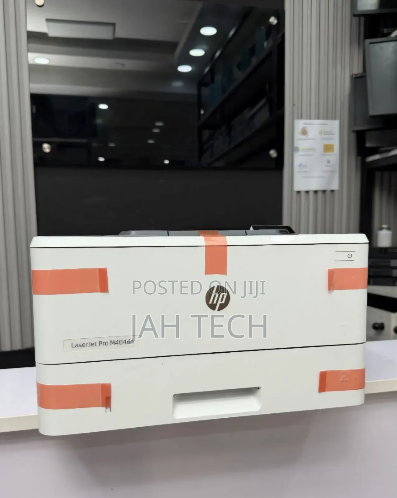 HP Laser Jet 404dn