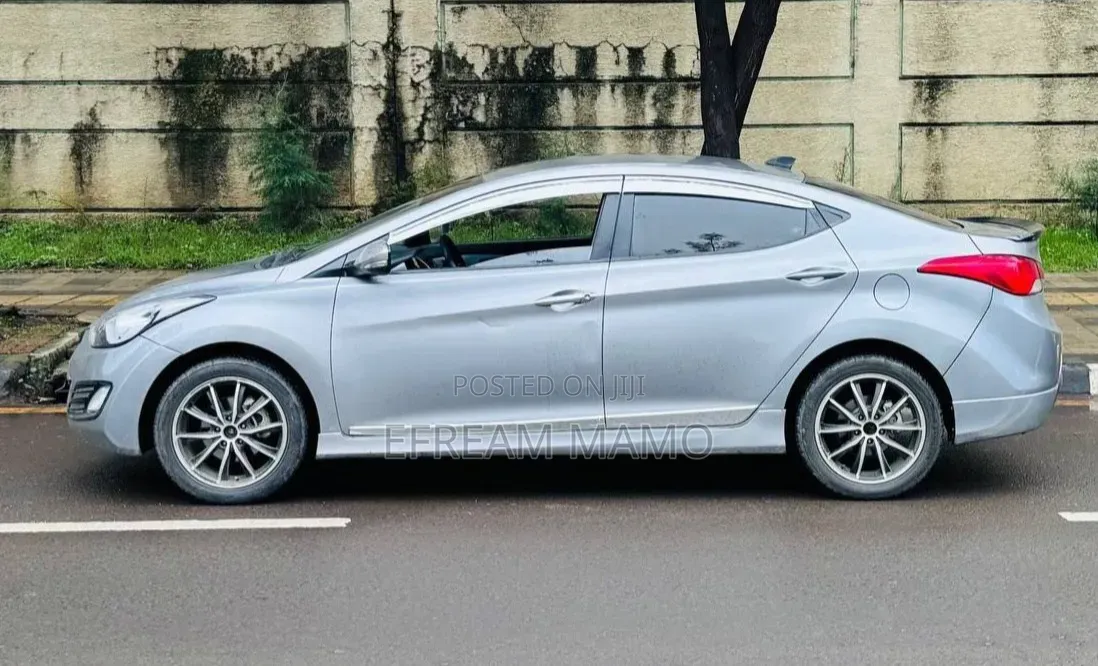Hyundai Avante 2014
