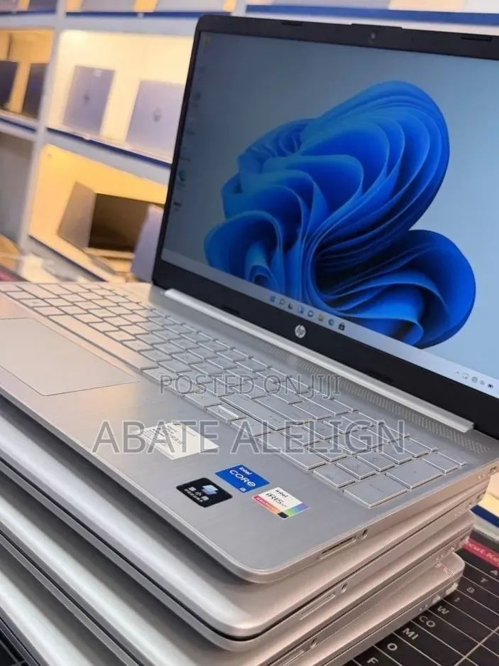 New Laptop HP Stream Notebook 16GB Intel Core i5 SSD 512GB