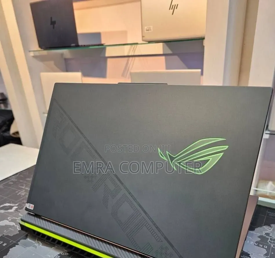New Laptop Asus 16GB Intel Core i9 SSD 1T