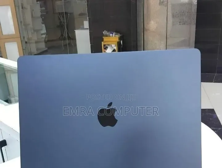 New Laptop Apple MacBook Air 2026 M5 16GB Apple M5 SSD 512GB